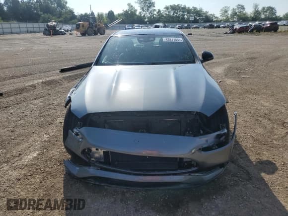 ✅ 2024 Mercedes-Benz C 43 AMG • VIN: W1KAF8HB1RR230121 • Lot: 63511055. Wystawiony na Copart z przebiegiem 4 234 mil. Bezpłatny archiwum sprzedaży aukcyjnych z USA i szczegółowy raport historii pojazdu na DreamBid. Zdjęcie 5.