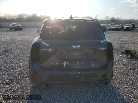 ✅ 2017 MINI Countryman Cooper S • VIN: WMZYT3C30H3D97868 • Lot: 46655275. Wystawiony na Copart z przebiegiem Nie podano. Bezpłatny archiwum sprzedaży aukcyjnych z USA i szczegółowy raport historii pojazdu na DreamBid. Zdjęcie 6.