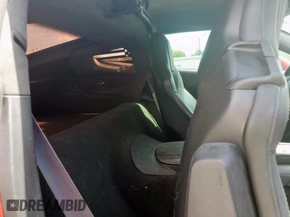 ✅ 2014 Chevrolet Corvette 3LT • VIN: 1G1YF2D75E5105348 • Lot: 70901095. Listed on Copart with 85,734 mi. Free auction sales archive from the USA and detailed vehicle history report at DreamBid. Image 10.