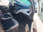 ✅ 2019 Chevrolet Bolt EV LT • VIN: 1G1FY6S01K4101703 • Lot: 40755775. Wystawiony na IAAI z przebiegiem 73 808 mil. Bezpłatny archiwum sprzedaży aukcyjnych z USA i szczegółowy raport historii pojazdu na DreamBid. Zdjęcie 5.