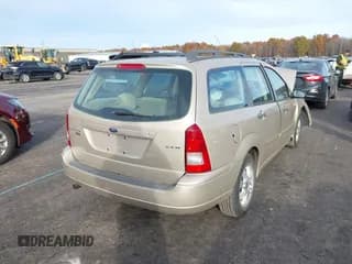 ✅ 2006 Ford Focus SE • VIN: 1FAHP36N06W217918 • Lot: 43636746. Wystawiony na IAAI z przebiegiem Nie podano. Bezpłatny archiwum sprzedaży aukcyjnych z USA i szczegółowy raport historii pojazdu na DreamBid. Zdjęcie 4.