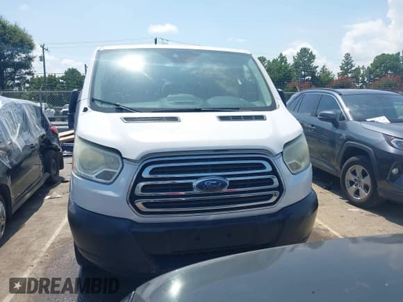 ✅ 2016 Ford Transit XL • VIN: 1FBZX2ZM6GKB11191 • Lot: 43018554. Wystawiony na IAAI z przebiegiem 162 192 mil. Bezpłatny archiwum sprzedaży aukcyjnych z USA i szczegółowy raport historii pojazdu na DreamBid. Zdjęcie 12.