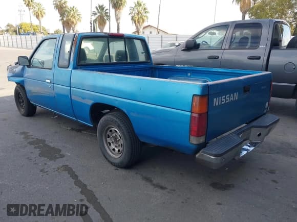 ✅ 1995 Nissan Frontier • VIN: 1N6SD16S7SC327828 • Лот: 43670041. Опубликован ранее на IAAI с пробегом 475 594 миль. Бесплатный доступ к архиву аукционных продаж из США и подробный отчёт об истории автомобиля на DreamBid. Изображение 3.