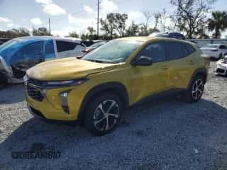 2024 Chevrolet Trax 1RS с VIN KL77LGE29RC163974, выставлен на аукционе Copart как лот 85570285 с пробегом 11 942 миль миль и Списание • Salvage title. История ставок и продаж доступна на DreamBid. Изображение 1.