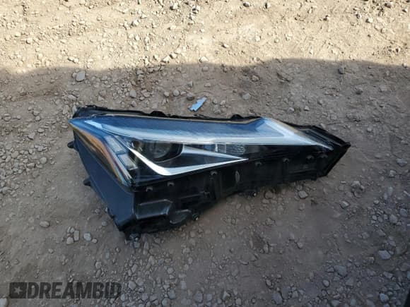 ✅ 2021 Lexus UX 200 F Sport • VIN: JTHE3JBH9M2037420 • Лот: 85603024. Опубликован ранее на Copart с пробегом 61 264 миль. Бесплатный доступ к архиву аукционных продаж из США и подробный отчёт об истории автомобиля на DreamBid. Изображение 14.