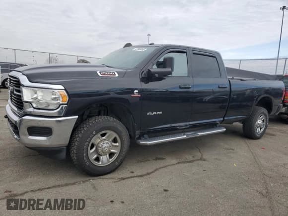 ✅ 2021 Ram 2500 Big Horn • VIN: 3C6UR5JL2MG508492 • Lot: 47969055. Wystawiony na Copart z przebiegiem 79 803 mil. Bezpłatny archiwum sprzedaży aukcyjnych z USA i szczegółowy raport historii pojazdu na DreamBid. Zdjęcie 1.