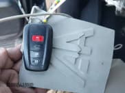 ✅ 2020 Toyota Highlander Limited • VIN: 5TDDZRBH5LS015903 • Lot: 43308080. Wystawiony na IAAI z przebiegiem 48 286 mil. Bezpłatny archiwum sprzedaży aukcyjnych z USA i szczegółowy raport historii pojazdu na DreamBid. Zdjęcie 11.