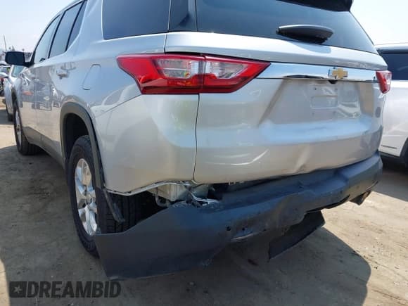 ✅ 2020 Chevrolet Traverse LT Cloth • VIN: 1GNEVMKW8LJ219181 • Lot: 42150372. Wystawiony na IAAI z przebiegiem 78 390 mil. Bezpłatny archiwum sprzedaży aukcyjnych z USA i szczegółowy raport historii pojazdu na DreamBid. Zdjęcie 6.