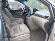 ✅ 2012 Honda Odyssey EX-L • VIN: 5FNRL5H60CB095086 • Lot: 42251330. Wystawiony na IAAI z przebiegiem 144 232 mil. Bezpłatny archiwum sprzedaży aukcyjnych z USA i szczegółowy raport historii pojazdu na DreamBid. Zdjęcie 5.