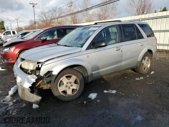 ✅ 2005 Saturn VUE • VIN: 5GZCZ33D85S826561 • Lot: 83586104. Wystawiony na Copart z przebiegiem 144 619 mil. Bezpłatny archiwum sprzedaży aukcyjnych z USA i szczegółowy raport historii pojazdu na DreamBid. Zdjęcie 1.