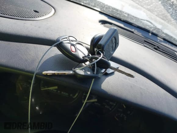 ✅ 2003 Chevrolet S-10 LS • VIN: 1GCDT13X73K174597 • Лот: 42046222. Опубликован ранее на IAAI с пробегом 150 016 миль. Бесплатный доступ к архиву аукционных продаж из США и подробный отчёт об истории автомобиля на DreamBid. Изображение 11.