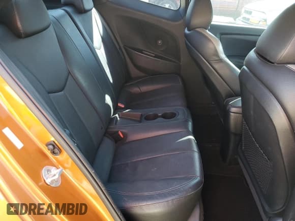 ✅ 2016 Hyundai Veloster Turbo • VIN: KMHTC6AE7GU293959 • Lot: 74695704. Wystawiony na Copart z przebiegiem 105 786 mil. Bezpłatny archiwum sprzedaży aukcyjnych z USA i szczegółowy raport historii pojazdu na DreamBid. Zdjęcie 11.