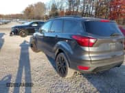 ✅ 2019 Ford Escape SE • VIN: 1FMCU9GDXKUA86259 • Лот: 43610676. Опубликован ранее на IAAI с пробегом 53 902 миль. Бесплатный доступ к архиву аукционных продаж из США и подробный отчёт об истории автомобиля на DreamBid. Изображение 3.