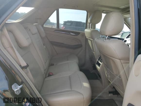 ✅ 2015 Mercedes-Benz M 350 • VIN: 4JGDA5JB9FA518098 • Лот: 92887825. Опубликован ранее на Copart с пробегом 107 272 миль. Бесплатный доступ к архиву аукционных продаж из США и подробный отчёт об истории автомобиля на DreamBid. Изображение 10.