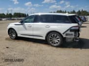 ✅ 2020 Lincoln Aviator Grand Touring • VIN: 5LMYJ8XYXLGL19582 • Lot: 61561415. Wystawiony na Copart z przebiegiem 80 805 mil. Bezpłatny archiwum sprzedaży aukcyjnych z USA i szczegółowy raport historii pojazdu na DreamBid. Zdjęcie 2.