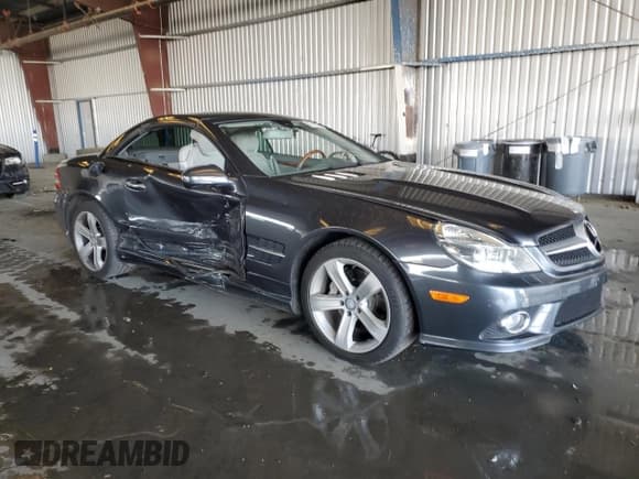 ✅ 2009 Mercedes-Benz SL 550 • VIN: WDBSK71F29F151929 • Lot: 82716875. Wystawiony na Copart z przebiegiem 59 592 mil. Bezpłatny archiwum sprzedaży aukcyjnych z USA i szczegółowy raport historii pojazdu na DreamBid. Zdjęcie 4.