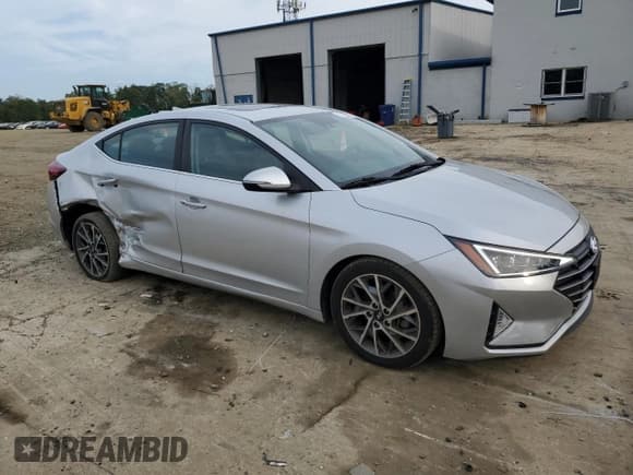 ✅ 2020 Hyundai Elantra SEL • VIN: 5NPD84LF2LH521228 • Lot: 80735595. Listed on Copart with 73,940 mi. Free auction sales archive from the USA and detailed vehicle history report at DreamBid. Image 4.
