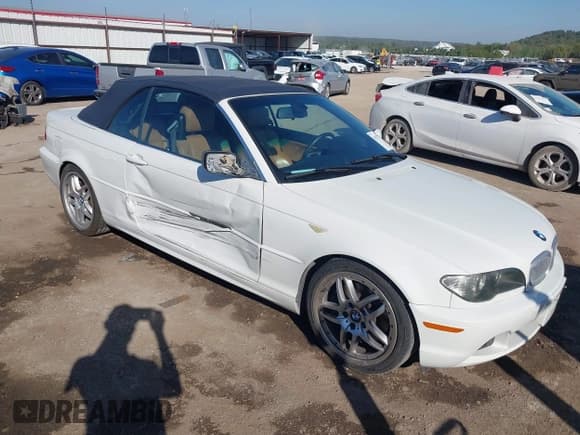 ✅ 2005 BMW 3 Series 330Ci • VIN: WBABW534X5PL50752 • Lot: 43371772. Wystawiony na IAAI z przebiegiem 118 739 mil. Bezpłatny archiwum sprzedaży aukcyjnych z USA i szczegółowy raport historii pojazdu na DreamBid. Zdjęcie 1.