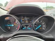 ✅ 2019 Ford Escape SE • VIN: 1FMCU0GD5KUA88576 • Lot: 82357405. Wystawiony na Copart z przebiegiem 102 594 mil. Bezpłatny archiwum sprzedaży aukcyjnych z USA i szczegółowy raport historii pojazdu na DreamBid. Zdjęcie 9.