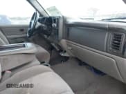 ✅ 2006 Chevrolet Avalanche Z66 • VIN: 3GNEC12Z66G130388 • Lot: 42825695. Listed on IAAI with 225,952 mi. Free auction sales archive from the USA and detailed vehicle history report at DreamBid. Image 5.