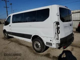 ✅ 2023 Ford Transit Passenger XL • VIN: 1FBAX2Y84PKA07378 • Lot: 71180755. Wystawiony na Copart z przebiegiem 40 517 mil. Bezpłatny archiwum sprzedaży aukcyjnych z USA i szczegółowy raport historii pojazdu na DreamBid. Zdjęcie 2.