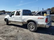 ✅ 2006 Ford F-250 XL • VIN: 1FTSW21PX6EB36713 • Lot: 90916795. Wystawiony na Copart z przebiegiem 128 461 mil. Bezpłatny archiwum sprzedaży aukcyjnych z USA i szczegółowy raport historii pojazdu na DreamBid. Zdjęcie 2.