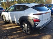 ✅ 2024 Hyundai Kona SEL • VIN: KM8HBCAB3RU176458 • Лот: 43666883. Опубликован ранее на IAAI с пробегом 33 277 миль. Бесплатный доступ к архиву аукционных продаж из США и подробный отчёт об истории автомобиля на DreamBid. Изображение 3.