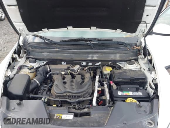 ✅ 2014 Jeep Cherokee Latitude • VIN: 1C4PJLCS5EW321191 • Lot: 43887992. Wystawiony na IAAI z przebiegiem 207 825 mil. Bezpłatny archiwum sprzedaży aukcyjnych z USA i szczegółowy raport historii pojazdu na DreamBid. Zdjęcie 10.