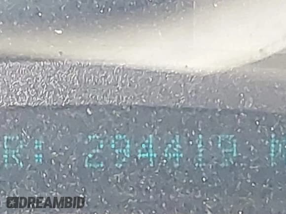 ✅ 2005 Chevrolet Silverado 2500HD LT • VIN: 1GCHK23215F950393 • Lot: 41780395. Wystawiony na IAAI z przebiegiem 294 419 mil. Bezpłatny archiwum sprzedaży aukcyjnych z USA i szczegółowy raport historii pojazdu na DreamBid. Zdjęcie 15.