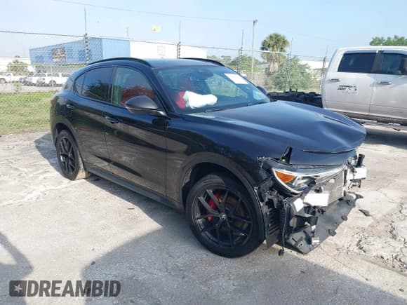 ✅ 2019 Alfa Romeo Stelvio Ti • VIN: ZASPAKBN6K7C46780 • Lot: 41925163. Wystawiony na IAAI z przebiegiem Nie podano. Bezpłatny archiwum sprzedaży aukcyjnych z USA i szczegółowy raport historii pojazdu na DreamBid. Zdjęcie 1.