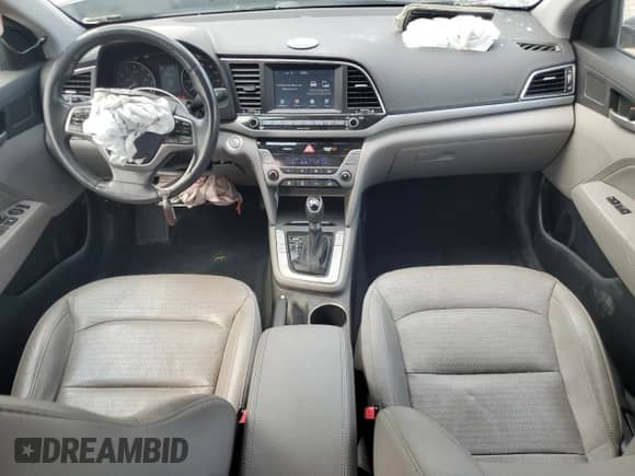 2018 Hyundai Elantra Limited с VIN 5NPD84LF8JH282152, выставлен на аукционе Copart как лот 63938245 с пробегом 174 531 миль миль и Списание • Salvage title. История ставок и продаж доступна на DreamBid. Изображение 8.