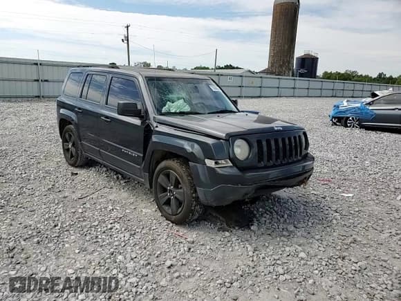 ✅ 2014 Jeep Patriot Latitude • VIN: 1C4NJPFBXED790413 • Lot: 70386635. Listed on Copart with 132,351 mi. Free auction sales archive from the USA and detailed vehicle history report at DreamBid. Image 13.