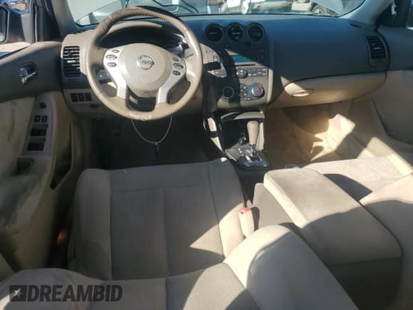 ✅ 2011 Nissan Altima S • VIN: 1N4AL2AP8BC137469 • Lot: 90914405. Listed on Copart with 171,474 mi. Free auction sales archive from the USA and detailed vehicle history report at DreamBid. Image 8.