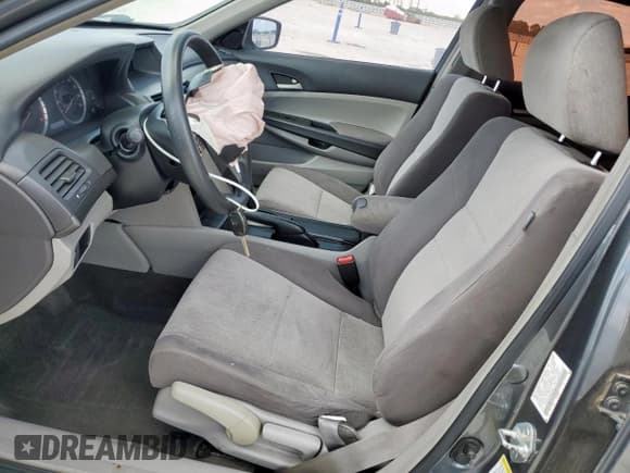 ✅ 2008 Honda Accord LX • VIN: 1HGCP26378A161040 • Lot: 81400765. Wystawiony na Copart z przebiegiem 145 506 mil. Bezpłatny archiwum sprzedaży aukcyjnych z USA i szczegółowy raport historii pojazdu na DreamBid. Zdjęcie 7.