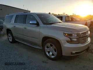 ✅ 2015 Chevrolet Suburban LTZ • VIN: 1GNSKKKC2FR127429 • Lot: 77173054. Wystawiony na Copart z przebiegiem 134 288 mil. Bezpłatny archiwum sprzedaży aukcyjnych z USA i szczegółowy raport historii pojazdu na DreamBid. Zdjęcie 4.