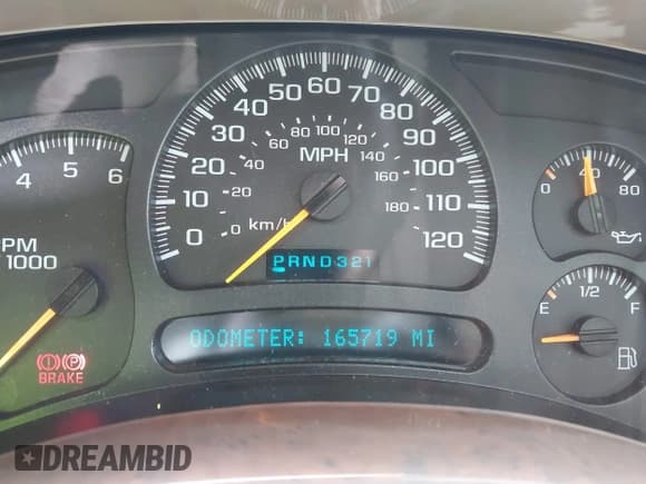 ✅ 2005 Chevrolet Suburban LS • VIN: 1GNEC16Z65J149255 • Lot: 42761528. Listed on IAAI with 165,719 mi. Free auction sales archive from the USA and detailed vehicle history report at DreamBid. Image 7.