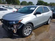 ✅ 2020 Chevrolet Equinox LS • VIN: 3GNAXHEVXLS653233 • Lot: 43125798. Wystawiony na IAAI z przebiegiem 110 051 mil. Bezpłatny archiwum sprzedaży aukcyjnych z USA i szczegółowy raport historii pojazdu na DreamBid. Zdjęcie 2.