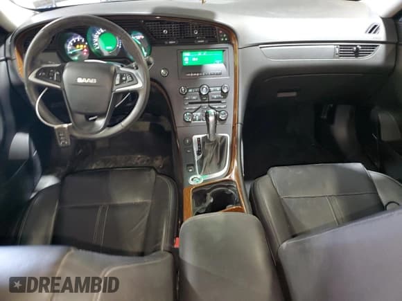 ✅ 2011 Saab 9-5 Turbo6 XWD • VIN: YS3GN4BJ9B4002623 • Lot: 70227835. Wystawiony na Copart z przebiegiem Nie podano. Bezpłatny archiwum sprzedaży aukcyjnych z USA i szczegółowy raport historii pojazdu na DreamBid. Zdjęcie 8.