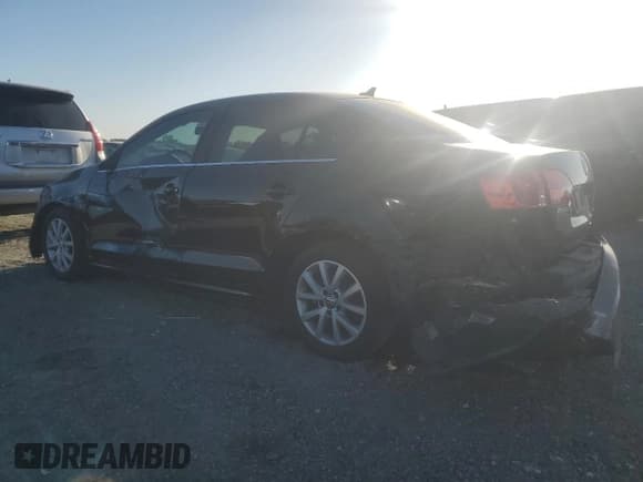 ✅ 2013 Volkswagen Jetta SE • VIN: 3VWDP7AJ4DM398908 • Лот: 57707775. Опубликован ранее на Copart с пробегом 70 970 миль. Бесплатный доступ к архиву аукционных продаж из США и подробный отчёт об истории автомобиля на DreamBid. Изображение 2.