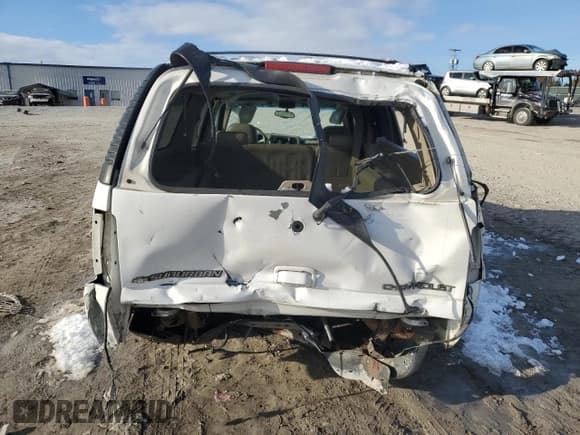 ✅ 2001 Chevrolet Suburban LT • VIN: 3GNFK16T61G233896 • Лот: 39153344. Опубликован ранее на Copart с пробегом 208 015 миль. Бесплатный доступ к архиву аукционных продаж из США и подробный отчёт об истории автомобиля на DreamBid. Изображение 6.