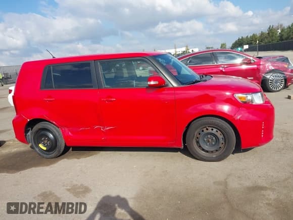 ✅ 2013 Scion xB • VIN: JTLZE4FE3DJ036627 • Lot: 43839173. Wystawiony na IAAI z przebiegiem 227 236 mil. Bezpłatny archiwum sprzedaży aukcyjnych z USA i szczegółowy raport historii pojazdu na DreamBid. Zdjęcie 13.