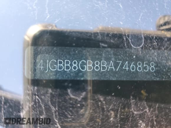 ✅ 2011 Mercedes-Benz M 350 • VIN: 4JGBB8GB8BA746858 • Lot: 93351845. Listed on Copart with 227,038 mi. Free auction sales archive from the USA and detailed vehicle history report at DreamBid. Image 14.