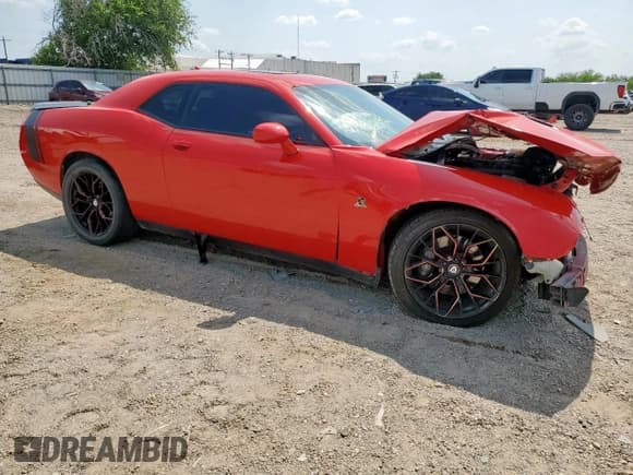 ✅ 2017 Dodge Challenger R/T Scat Pack • VIN: 2C3CDZFJ0HH629114 • Lot: 58490005. Listed on Copart with 81,543 mi. Free auction sales archive from the USA and detailed vehicle history report at DreamBid. Image 4.