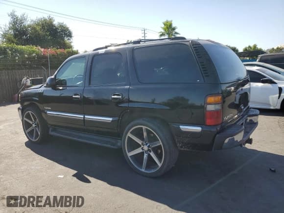 ✅ 2002 GMC Yukon SLT • VIN: 1GKEC13T52R146938 • Лот: 63036825. Опубликован ранее на Copart с пробегом 148 076 миль. Бесплатный доступ к архиву аукционных продаж из США и подробный отчёт об истории автомобиля на DreamBid. Изображение 2.