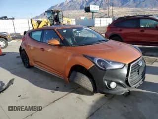 ✅ 2016 Hyundai Veloster Turbo Rally Edition • VIN: KMHTC6AE6GU262282 • Lot: 85981914. Wystawiony na Copart z przebiegiem 104 545 mil. Bezpłatny archiwum sprzedaży aukcyjnych z USA i szczegółowy raport historii pojazdu na DreamBid. Zdjęcie 4.