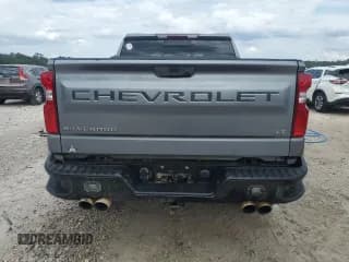 ✅ 2020 Chevrolet Silverado 1500 LT Trail Boss • VIN: 3GCPYFEL1LG315192 • Lot: 64153234. Wystawiony na Copart z przebiegiem Nie podano. Bezpłatny archiwum sprzedaży aukcyjnych z USA i szczegółowy raport historii pojazdu na DreamBid. Zdjęcie 6.
