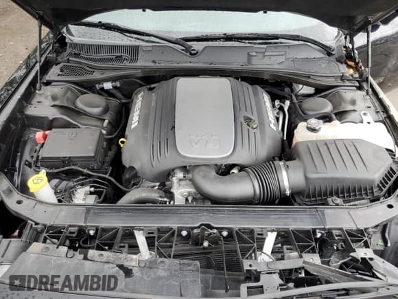 ✅ 2020 Dodge Challenger R/T • VIN: 2C3CDZBT0LH174538 • Lot: 45836314. Wystawiony na Copart z przebiegiem 25 634 mil. Bezpłatny archiwum sprzedaży aukcyjnych z USA i szczegółowy raport historii pojazdu na DreamBid. Zdjęcie 11.