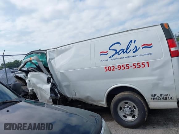 ✅ 2019 Chevrolet Express Cargo • VIN: 1GCWGAFP8K1209158 • Lot: 42873337. Listed on IAAI with 146,431 mi. Free auction sales archive from the USA and detailed vehicle history report at DreamBid. Image 14.