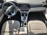 ✅ 2020 Hyundai Elantra SE • VIN: 5NPD74LF3LH612558 • Lot: 81070995. Listed on Copart with 95,529 mi. Free auction sales archive from the USA and detailed vehicle history report at DreamBid. Image 8.