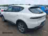 2024 Dodge Hornet R/T z VIN ZACPDFCW0R3A28742, wystawiony jako IAAI lot #42698231 z przebiegiem 34 181 mil mil oraz . Historia ofert i sprzedaży dostępna na DreamBid. Obrazek 3.